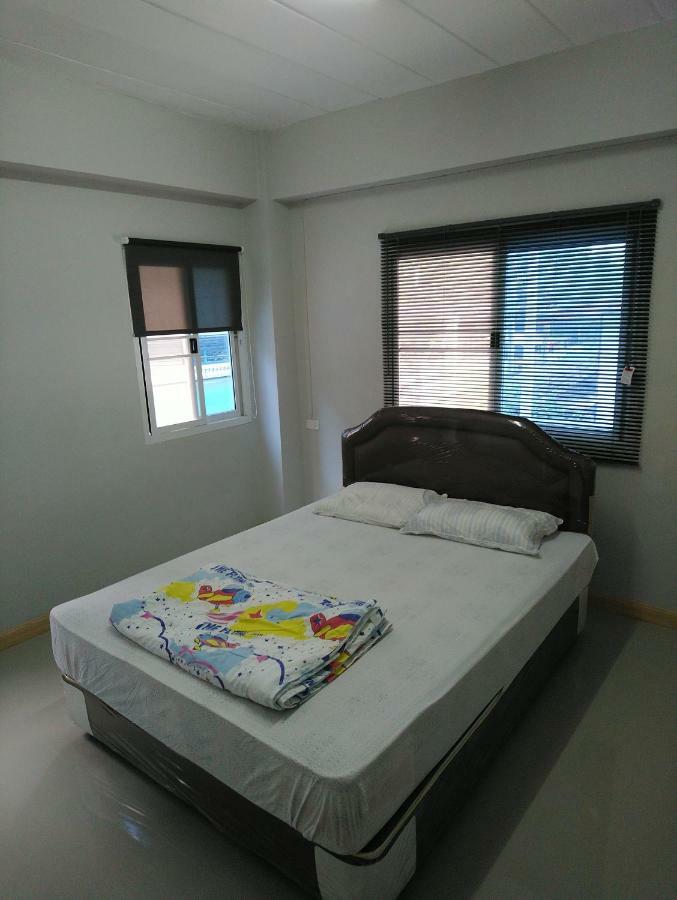 808 Bangkok