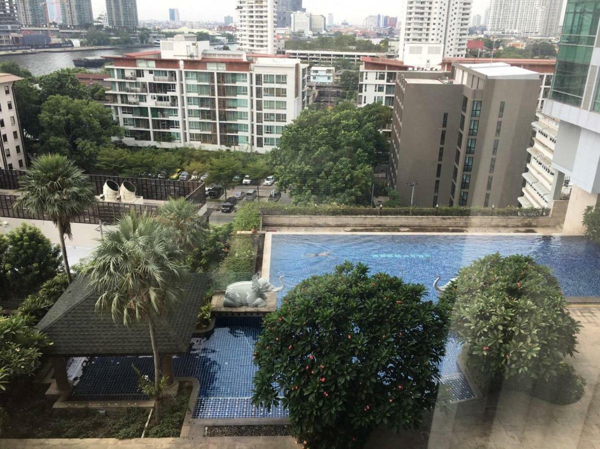 Riverside * Bangkok