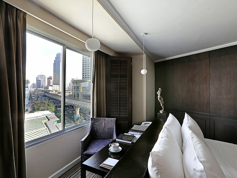 S15 Sukhumvit Hotel 4*