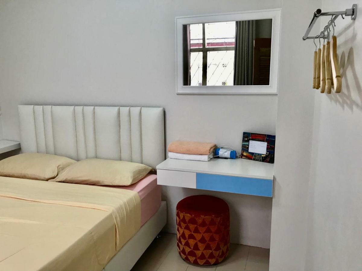 Sira's House Gasthuis 2*