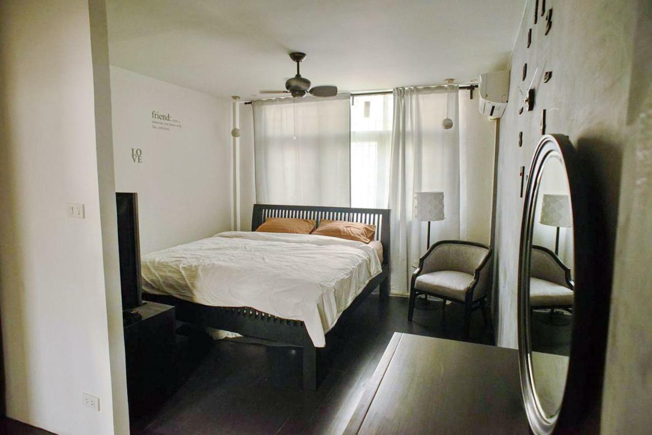 196 Oldtown Chic 3*