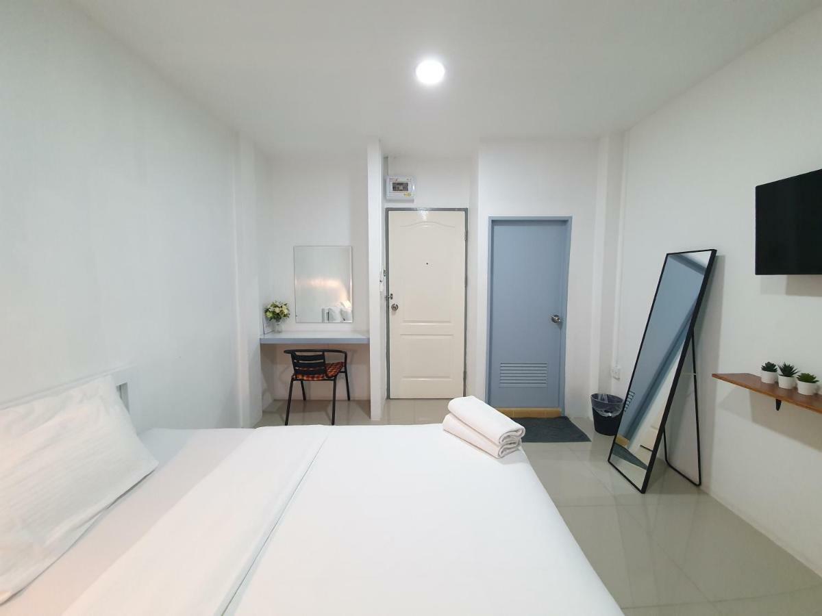 Hotel Jl Siriraj *
