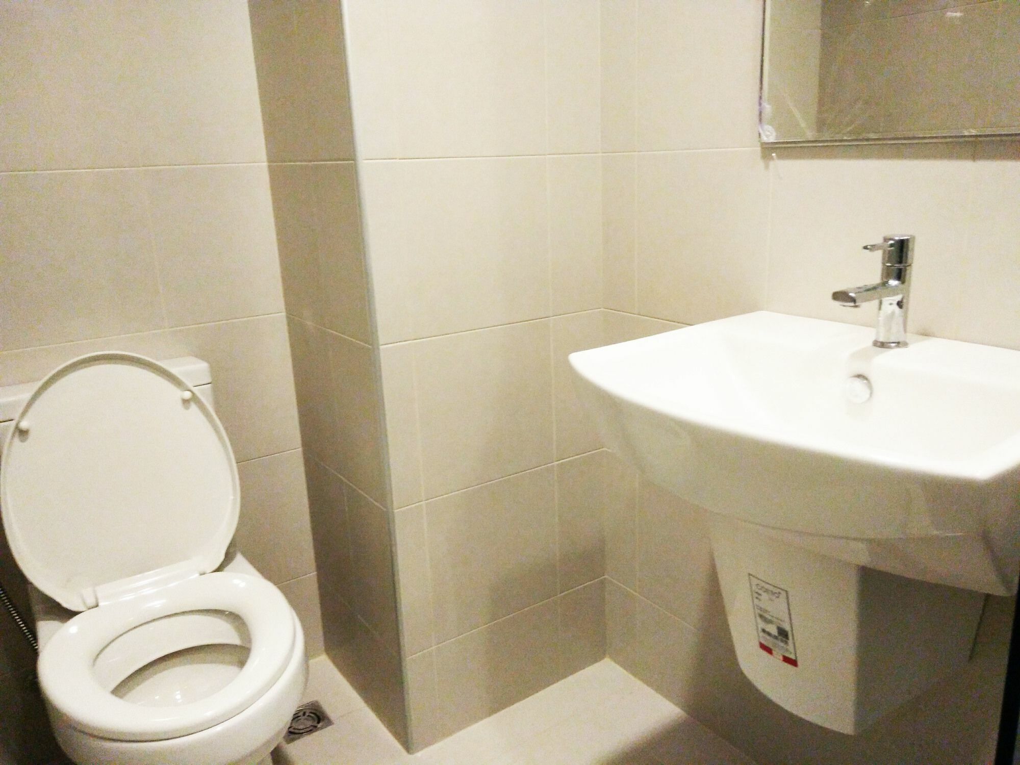 Hotel Sukhumvit New @ Bts Bangna 3*