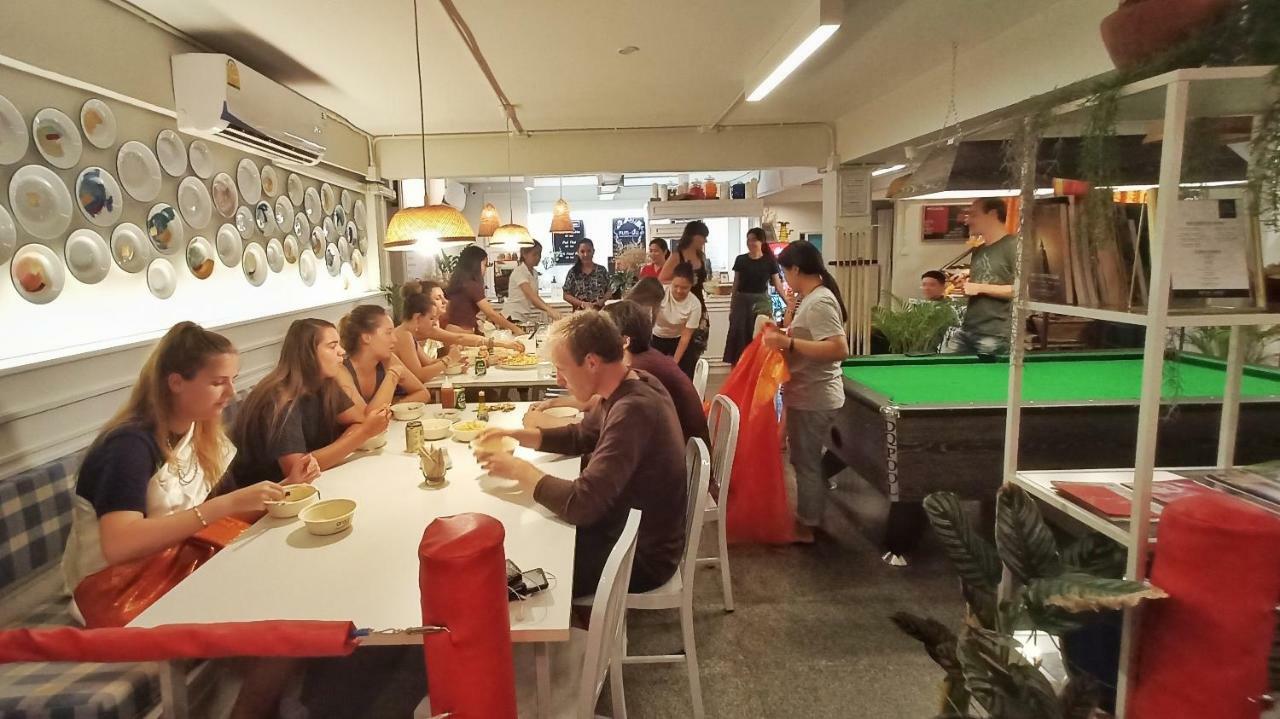 Fun Cafe & Hostel Bangkok