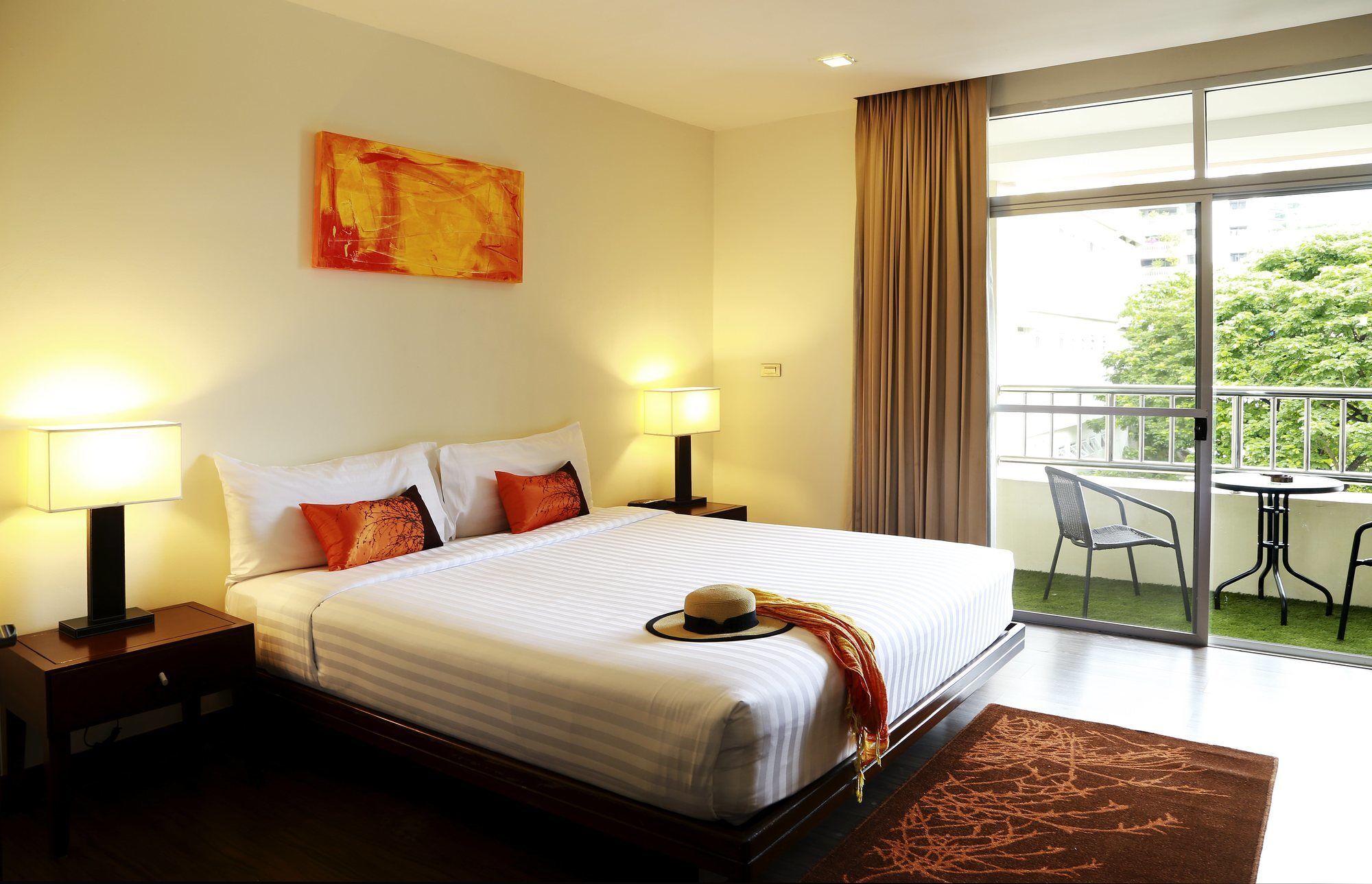 Grand Asoke Boutique