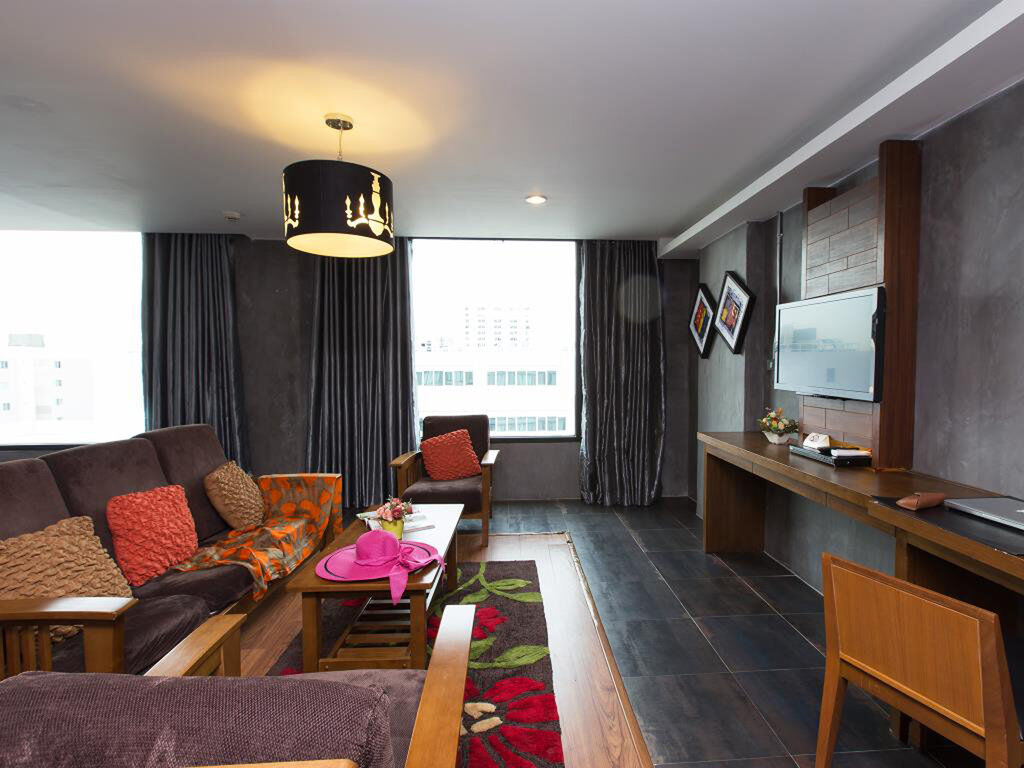 Hotel B2 - Srinakarin 3*