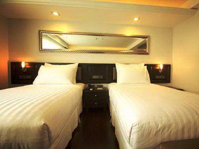 Gulliver's Tavern Hotel Bangkok