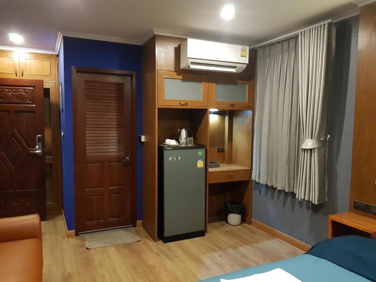 Hostel Tepbunthom Bangkok