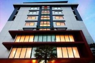 Diamond Ratchada Hotel