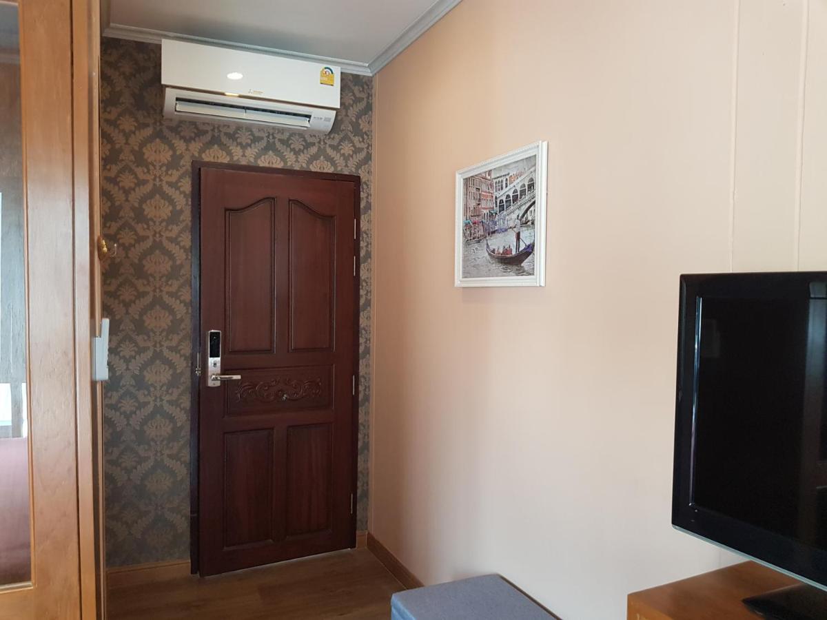 Tepbunthom Hostel Bangkok