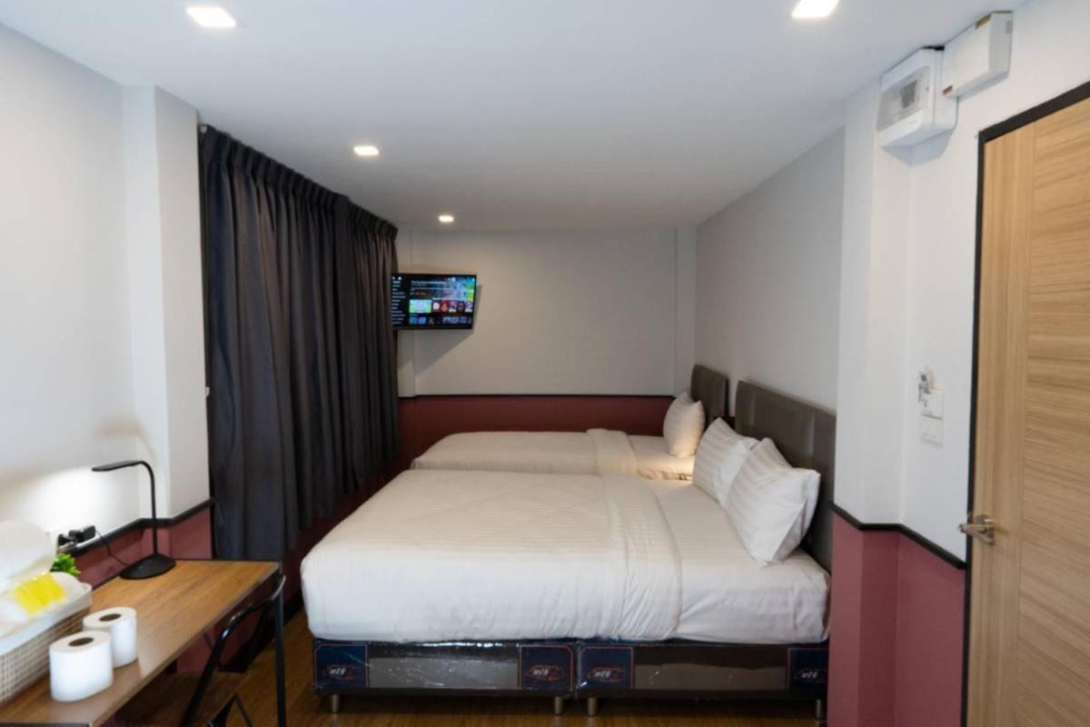 Malades House Rumah tetamu 2*