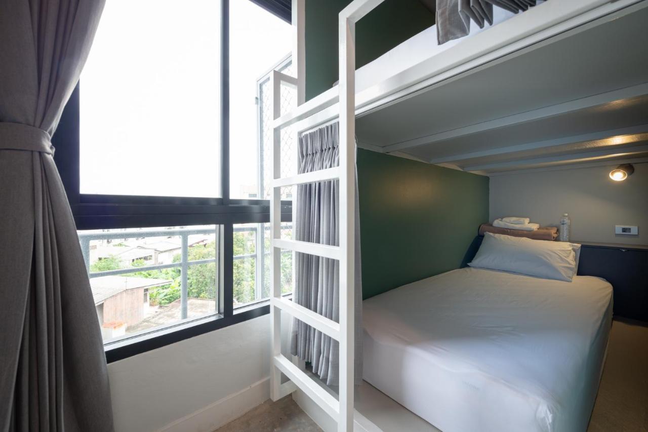 Yaks House Hostel Bangkok