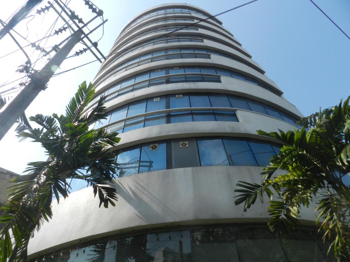 City Hotel 2*