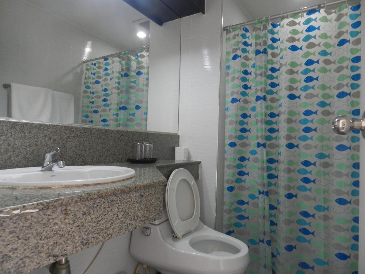 City Hotel 2*