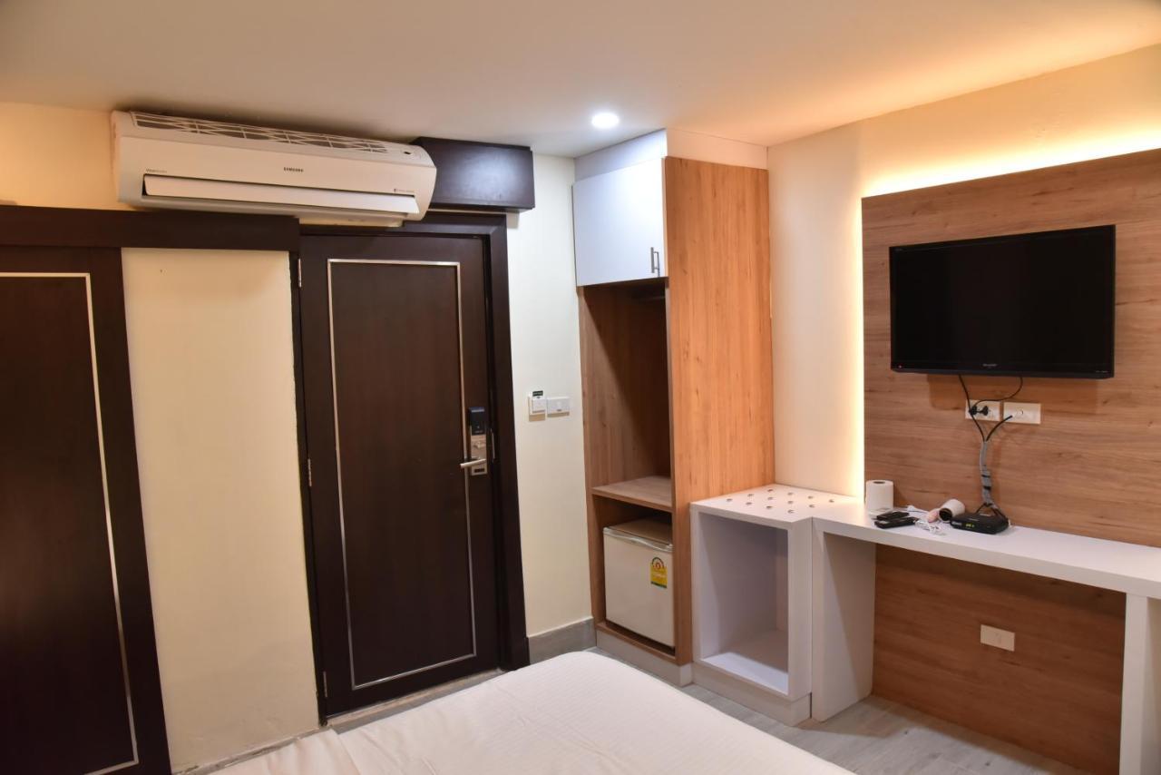 Rose Nana Hotel 2*