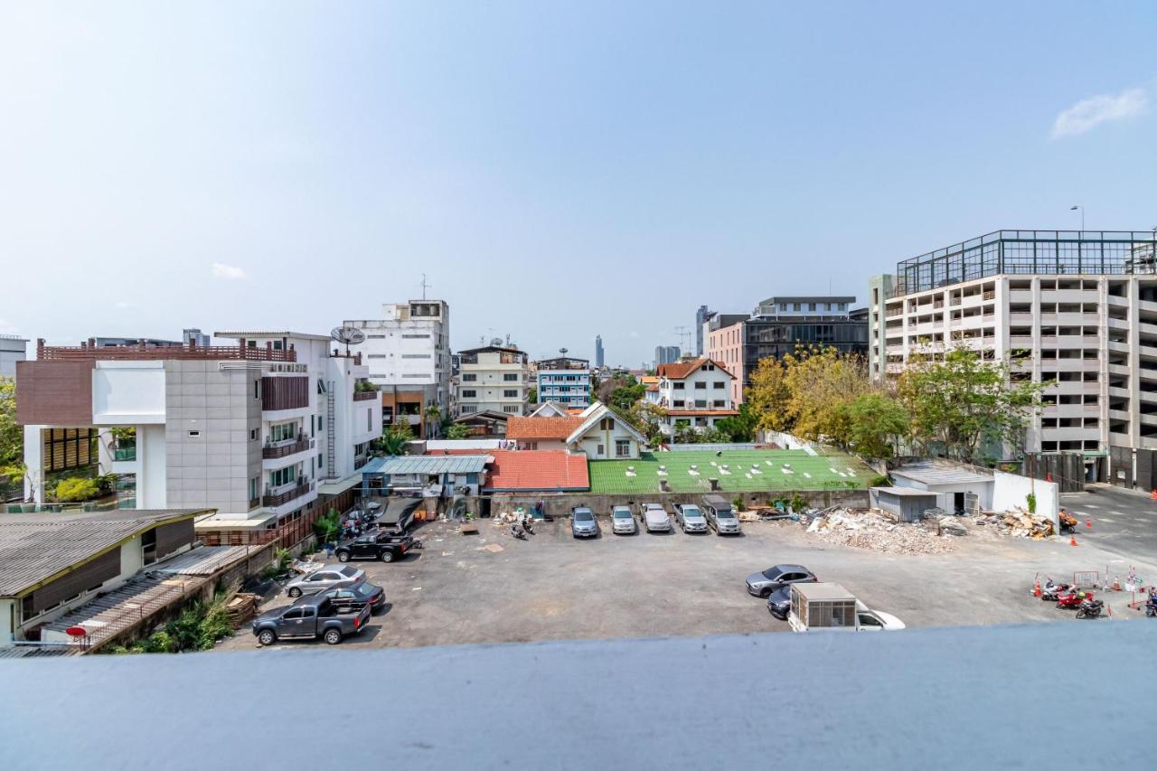Living Naraa Place Bangkok