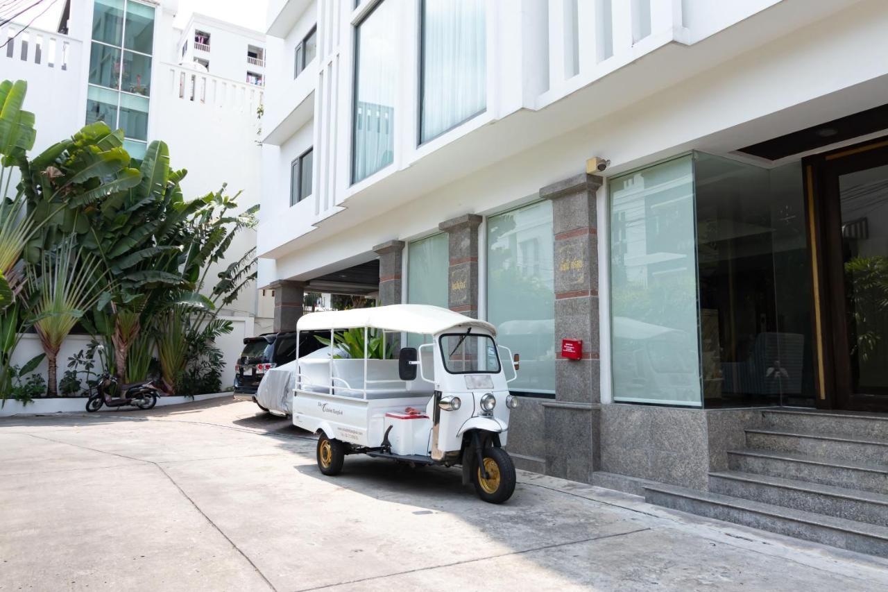 The Celadon Aparthotel Bangkok