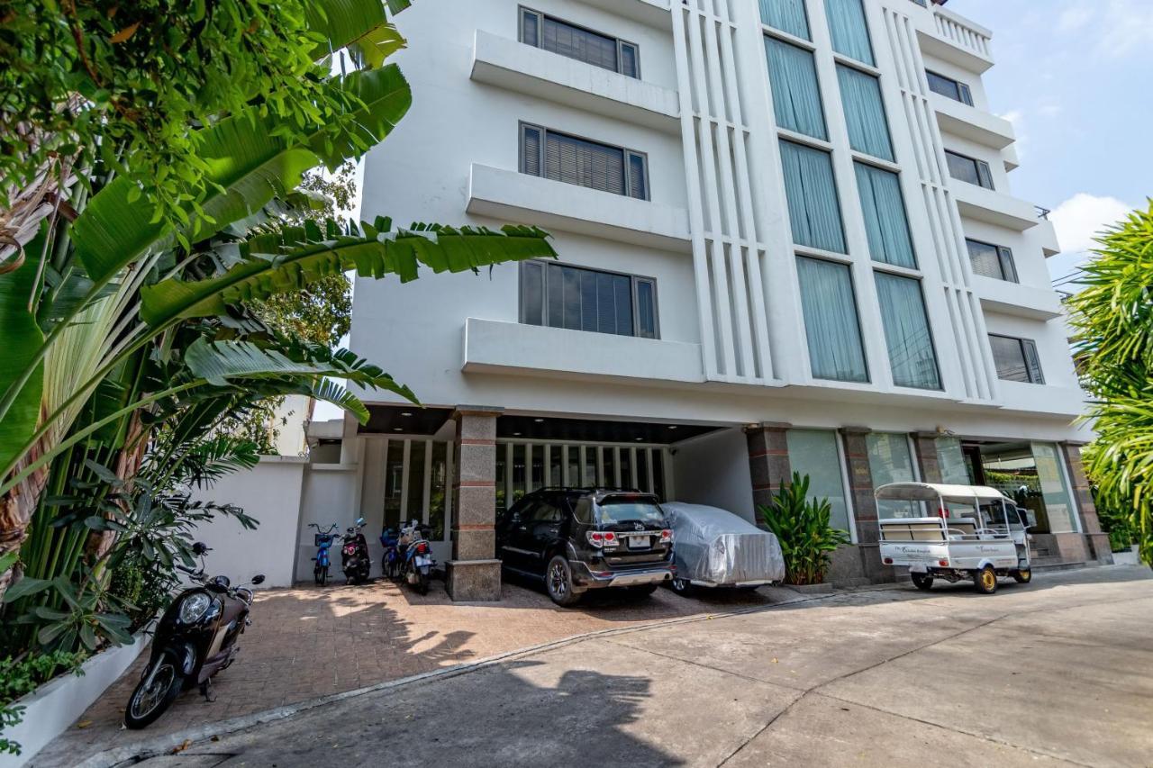 The Celadon 5* Bangkok