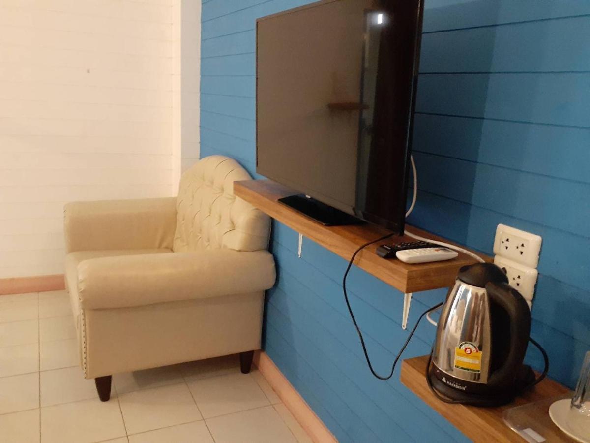 Hotel cinta Infinite