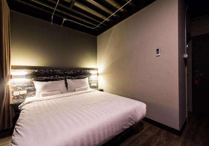 V Varee Hotel