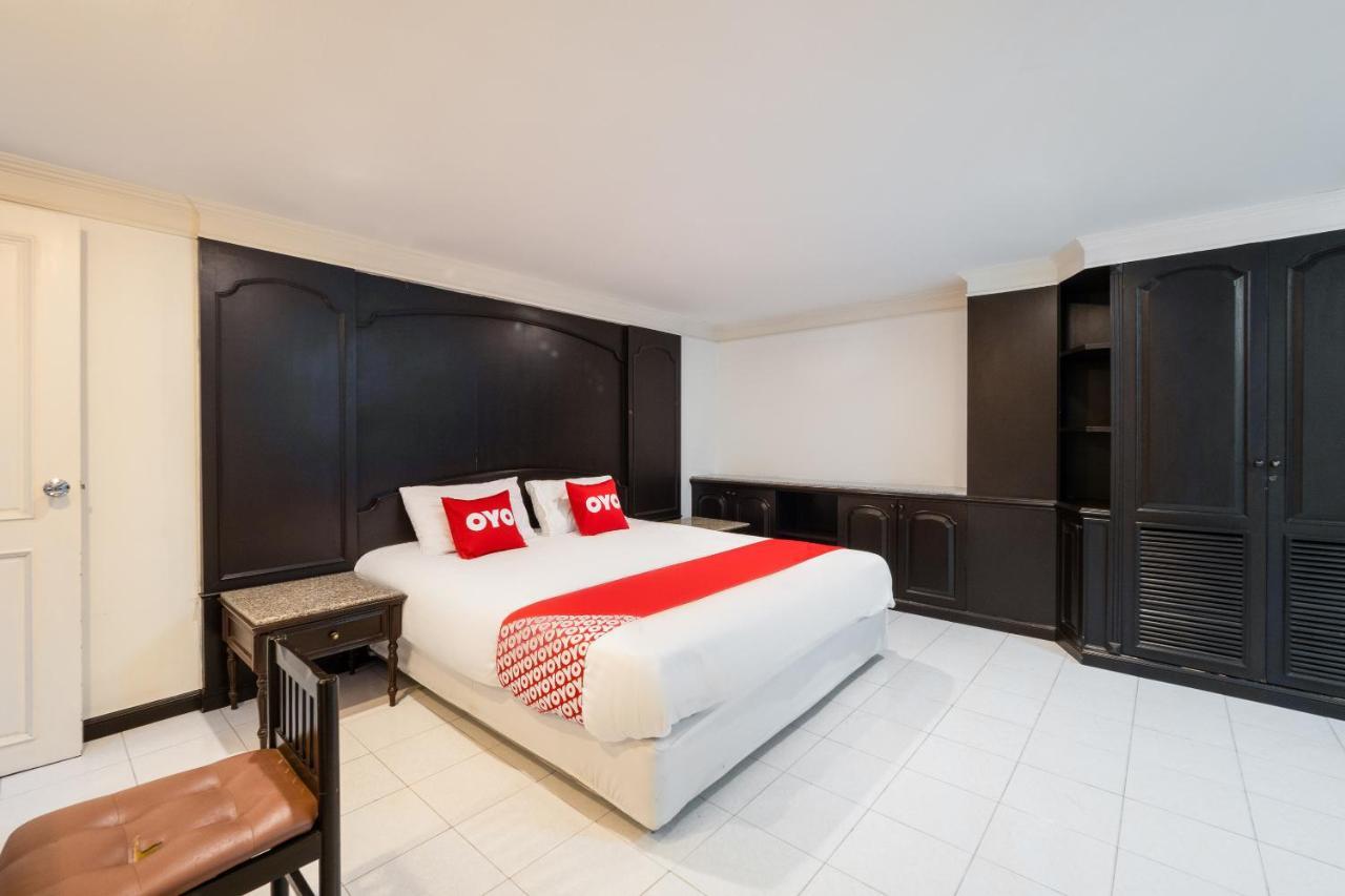Oyo 1042 Boon's Hotel 3*