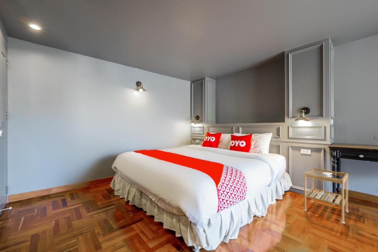 Oyo 1042 Boon's Hotel 3*