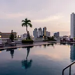 Niran Grand Hotel