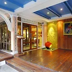 La Petite Salil Sukhumvit 8