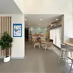 Hop Inn Bangkok Onnut Station
