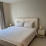 Studio Bedroom With Kitchen