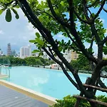 Serene Home In The Heart Of Bkk - The Great Wave