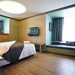 Samsen Street Hotel - SHA Extra Plus