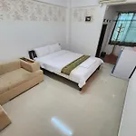 Green Apartment Kaset