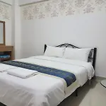 Green Apartment Kaset
