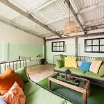 Onnut Pool Homestay