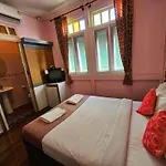 Samsen Sam Place