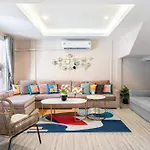 Miq Home 142 Huai Khwang_New4Br/Jodd Fair