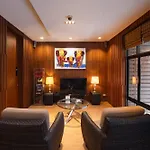 Icheck Inn Gems Center Silom