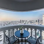 Iconic Skyline, Big Apartment, Great Location