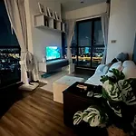 Apartment Next To Phrakanong Bts Wyne Sukhumvit