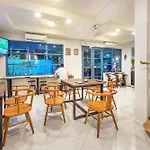 Visut House Hostel