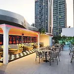 Radisson Suites Bangkok Sukhumvit - SHA Extra Plus