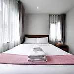 So Zen Hotel Silom Bangkok