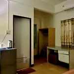Roong-Arun Apartment