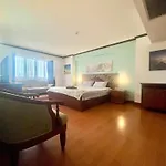 Omni Towers - Large 1 Bedroom Condo Soi Nana