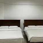 Mall Suites Hotel