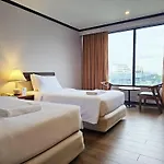 Alexander Hotel