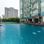 Thonglor Area 1 Bedroom Fastwifi Sauna Big Swimming Pool 38