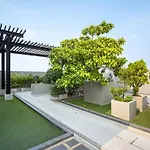 Super Stays At Ekkamai