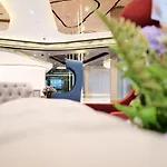 First Pride Hotel Bangkok